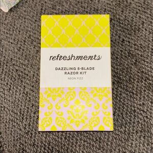 Refreshments Dazzling 5-Blade Razor Kit - Neon Fizz